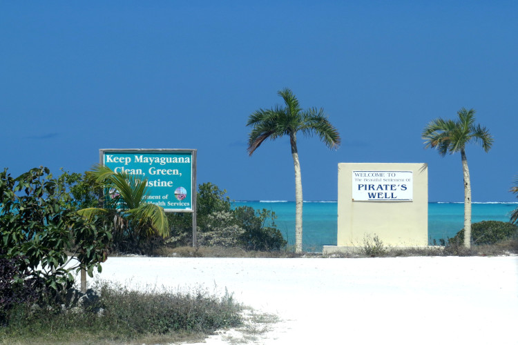 Entrance to Pirate's Well (Photo by Carolyn Wardle)